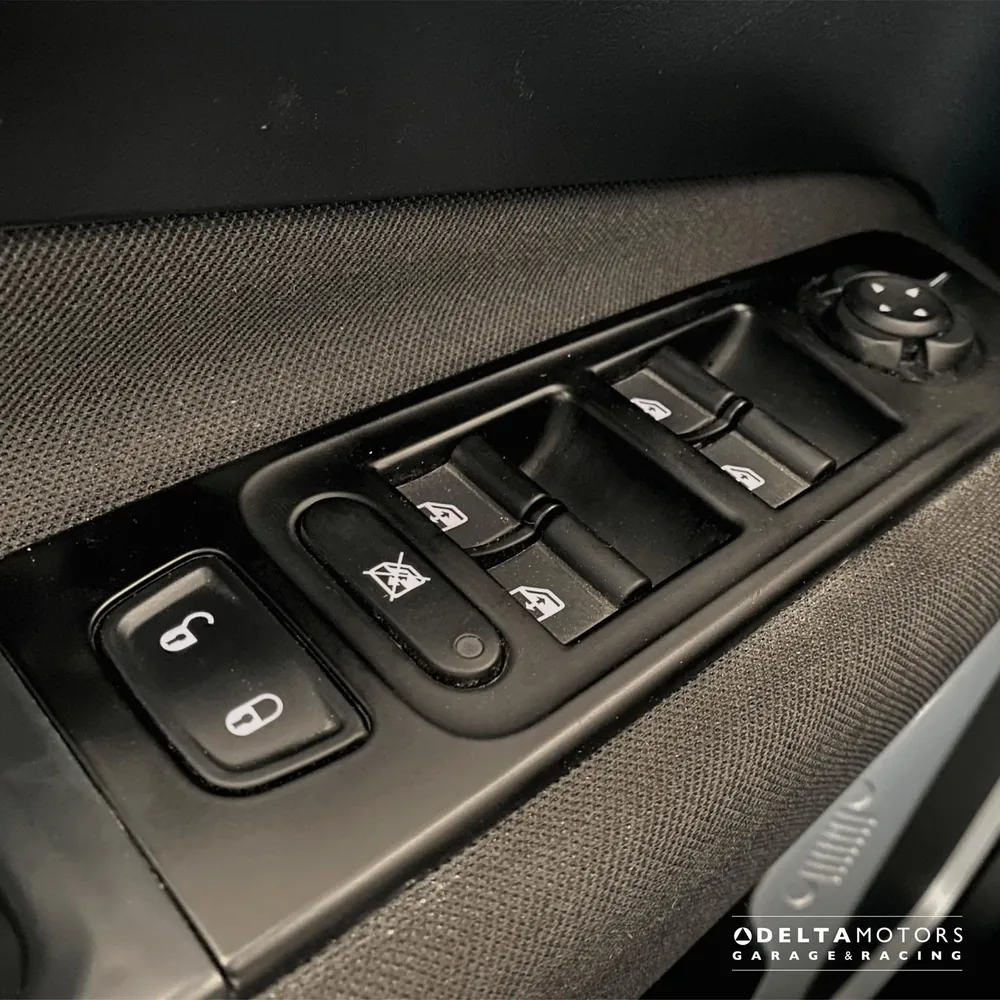 Jeep Renegade 2021 — Delta Motors
