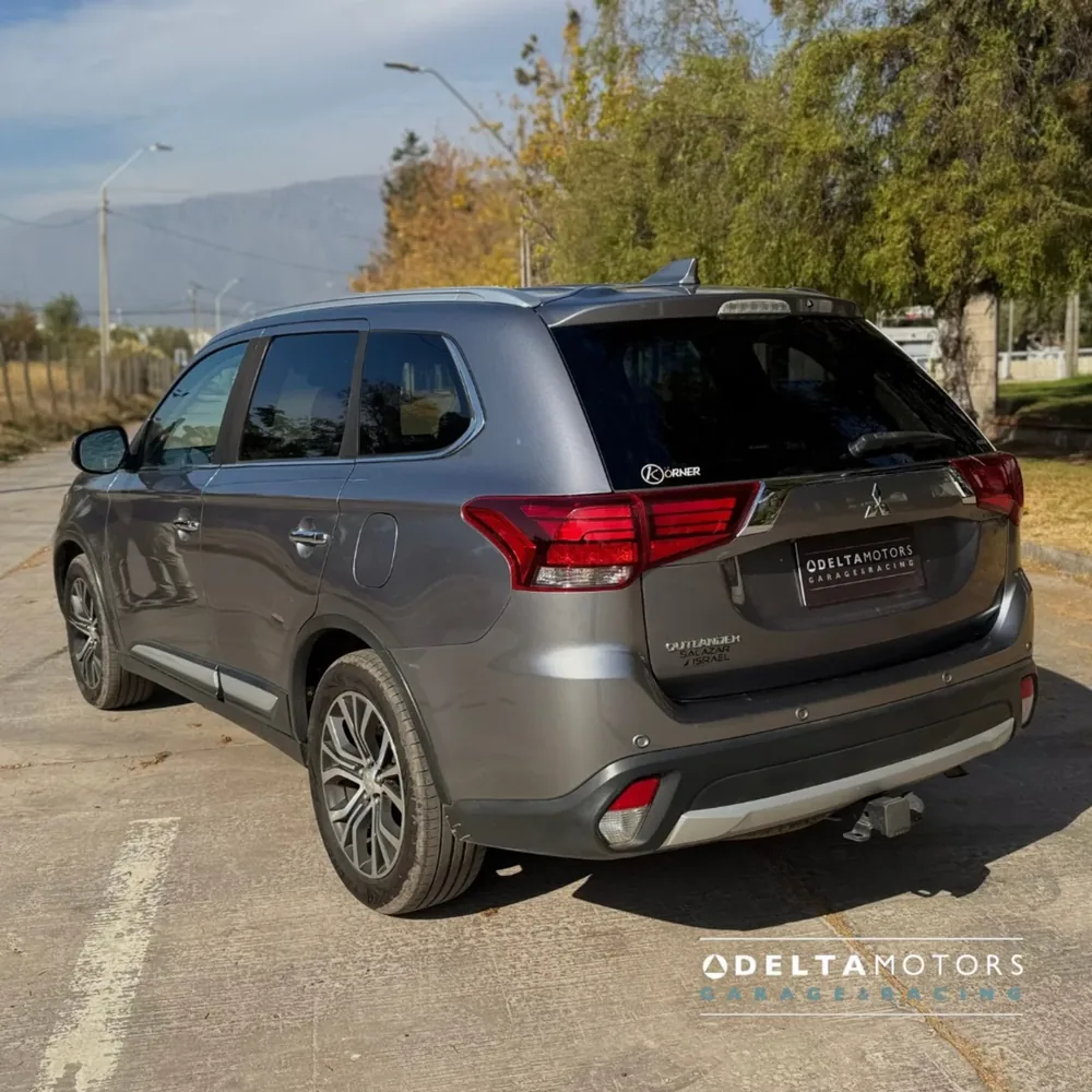 MITSUBISHI OUTLANDER GLS 2.4 FULL 2019 — Delta Motors