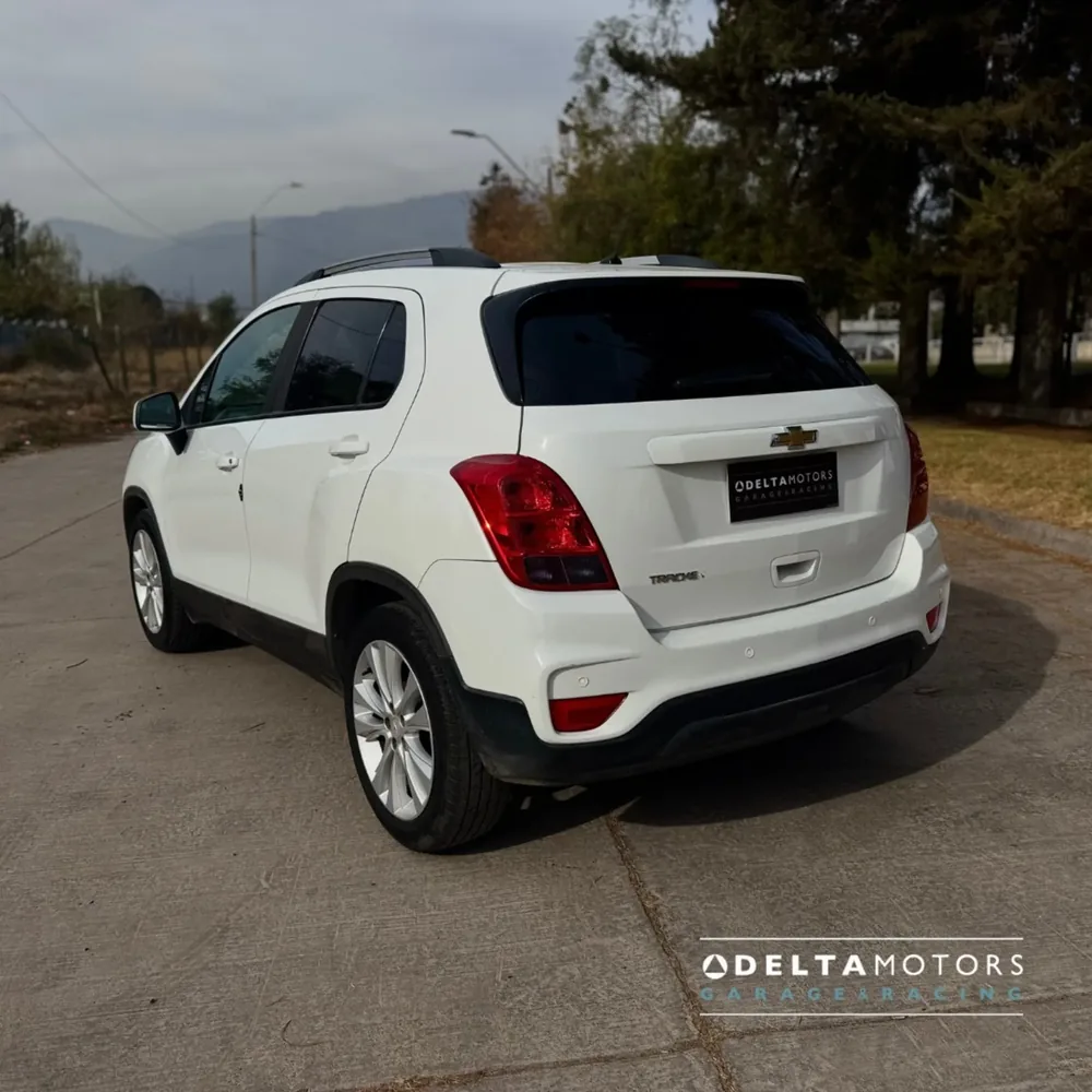 CHEVROLET TRACKER II LS 1.8 2018 — Delta Motors