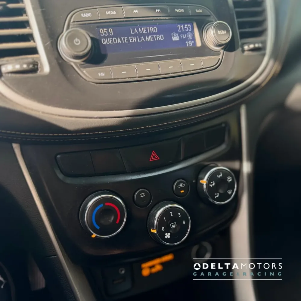CHEVROLET TRACKER II LS 1.8 2018 — Delta Motors