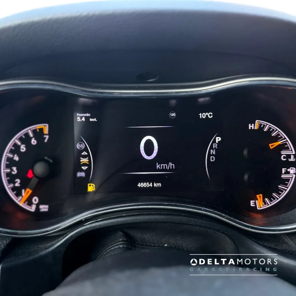 JEEP GRAND CHEROKEE LAREDO 2019 — Delta Motors