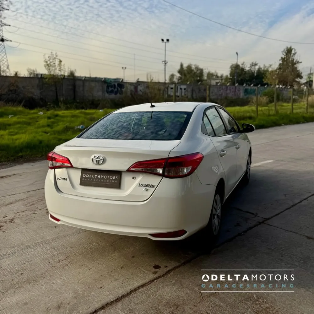 TOYOTA YARIS E AUT 2021 — Delta Motors