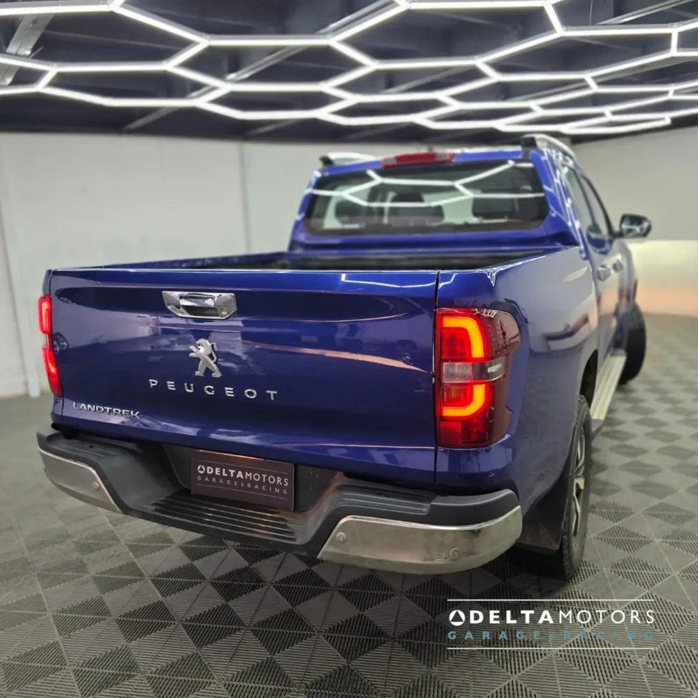 PEUGEOT LANDTREK AUT 2023 — Delta Motors