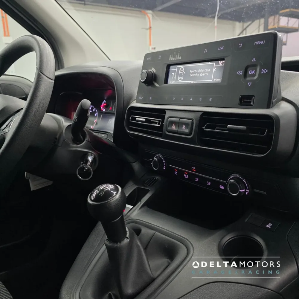 OPEL COMBO 1.6 HDI 2022 — Delta Motors