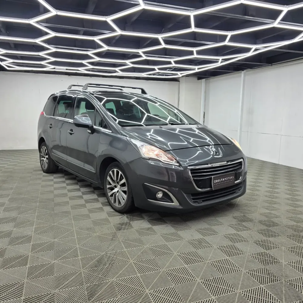 PEUGEOT 5008 AUT 2.0 ALLURE 2015 — Delta Motors