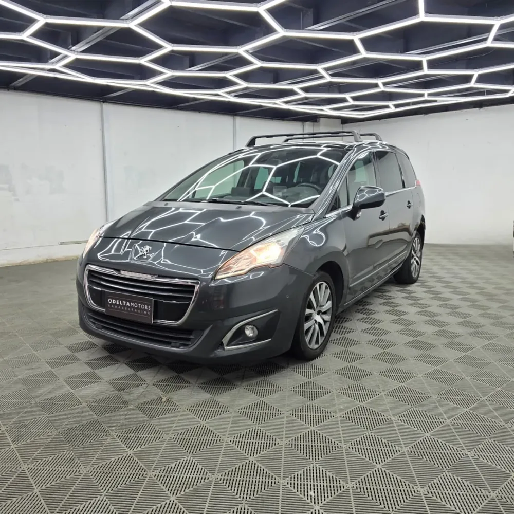 PEUGEOT 5008 AUT 2.0 ALLURE 2015 — Delta Motors