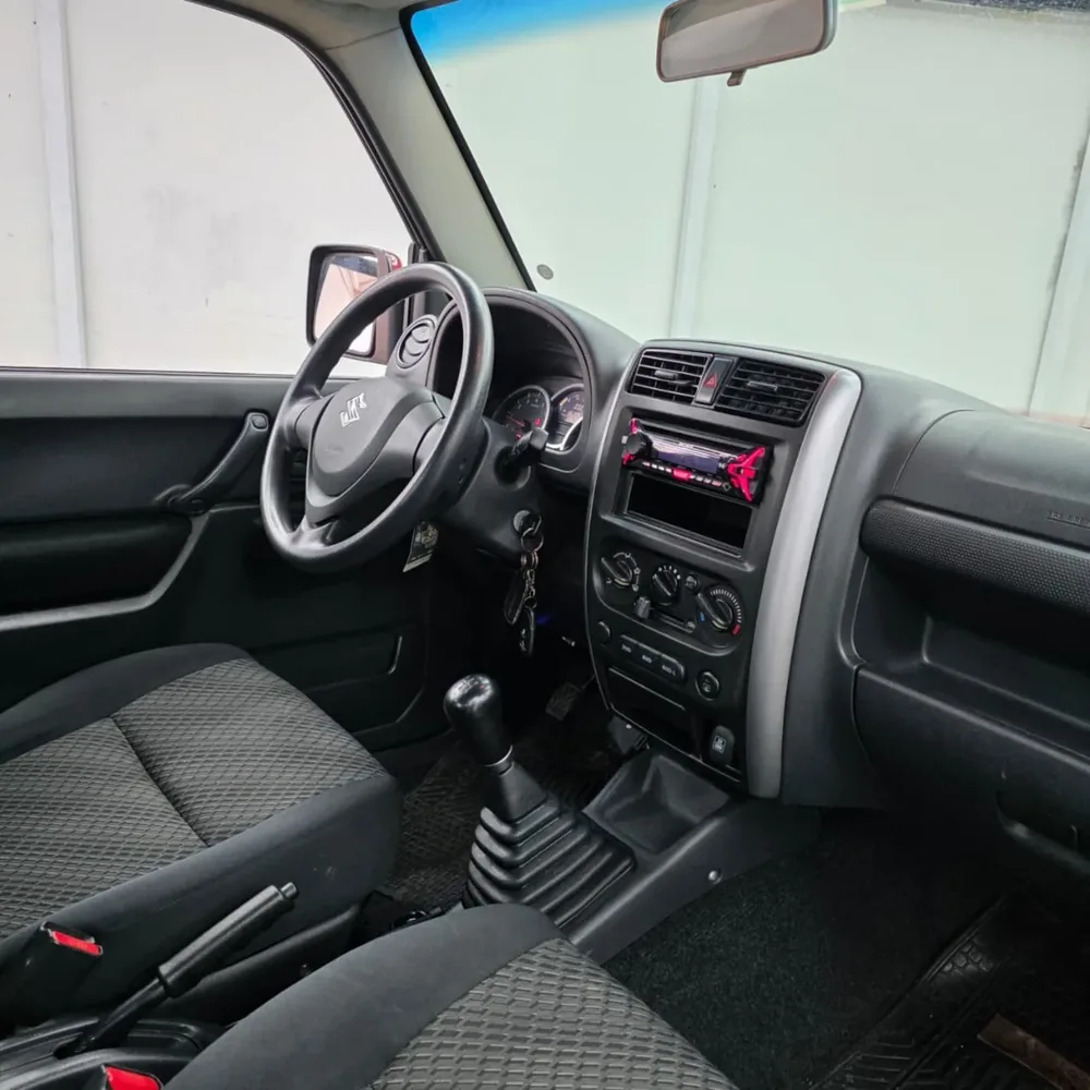SUZUKI JIMNY JLX 4X4 2015 — Delta Motors