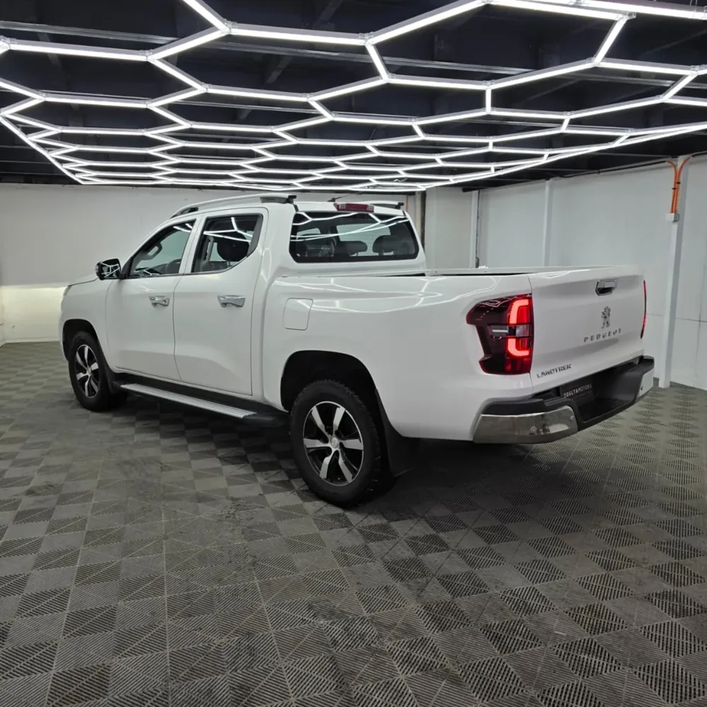 Peugeot Landtrek 2023 Facturable — Delta Motors