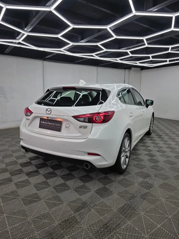 MAZDA 3 2.5 2019 — Delta Motors