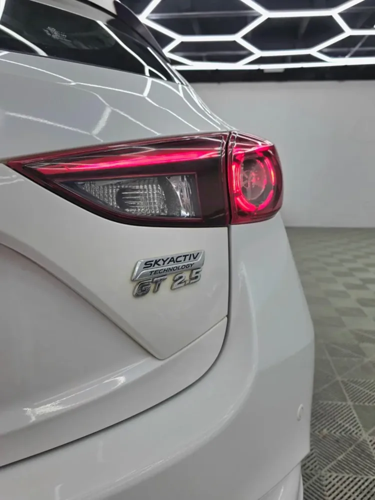 MAZDA 3 2.5 2019 — Delta Motors