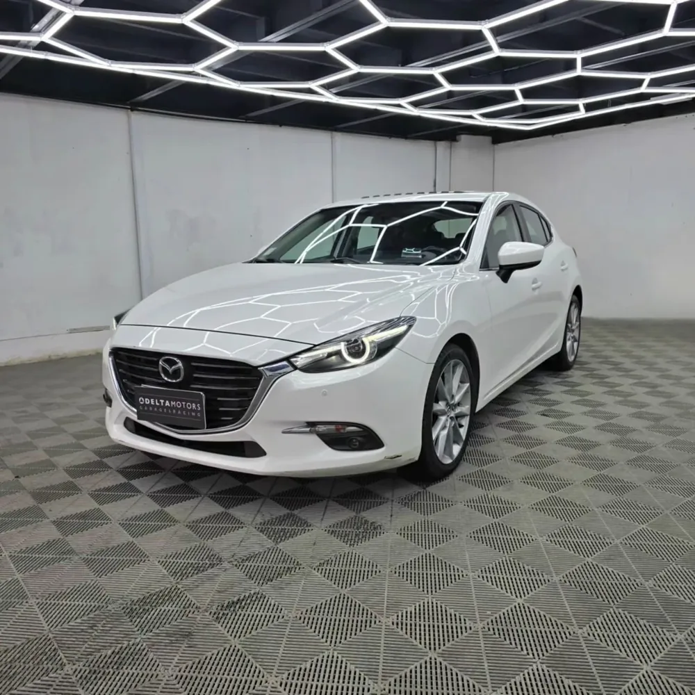 MAZDA 3 2.5 2019 — Delta Motors
