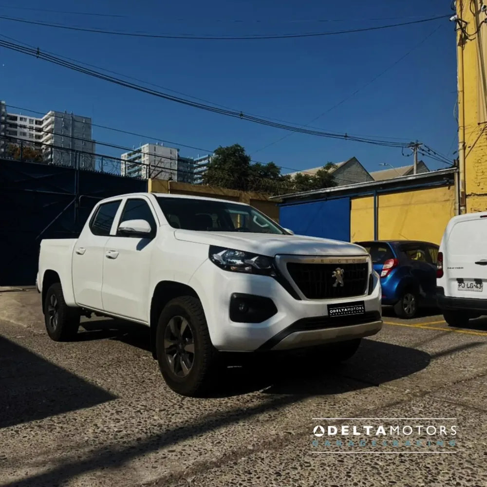 Peugeot Landtrek BlueH 2024 — Delta Motors