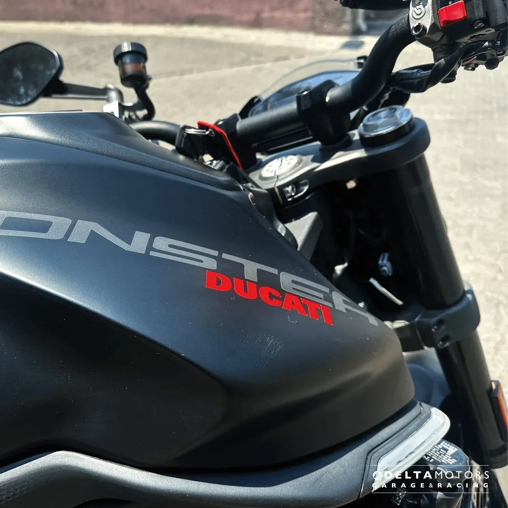 Ducati Monster 2022 — Delta Motors